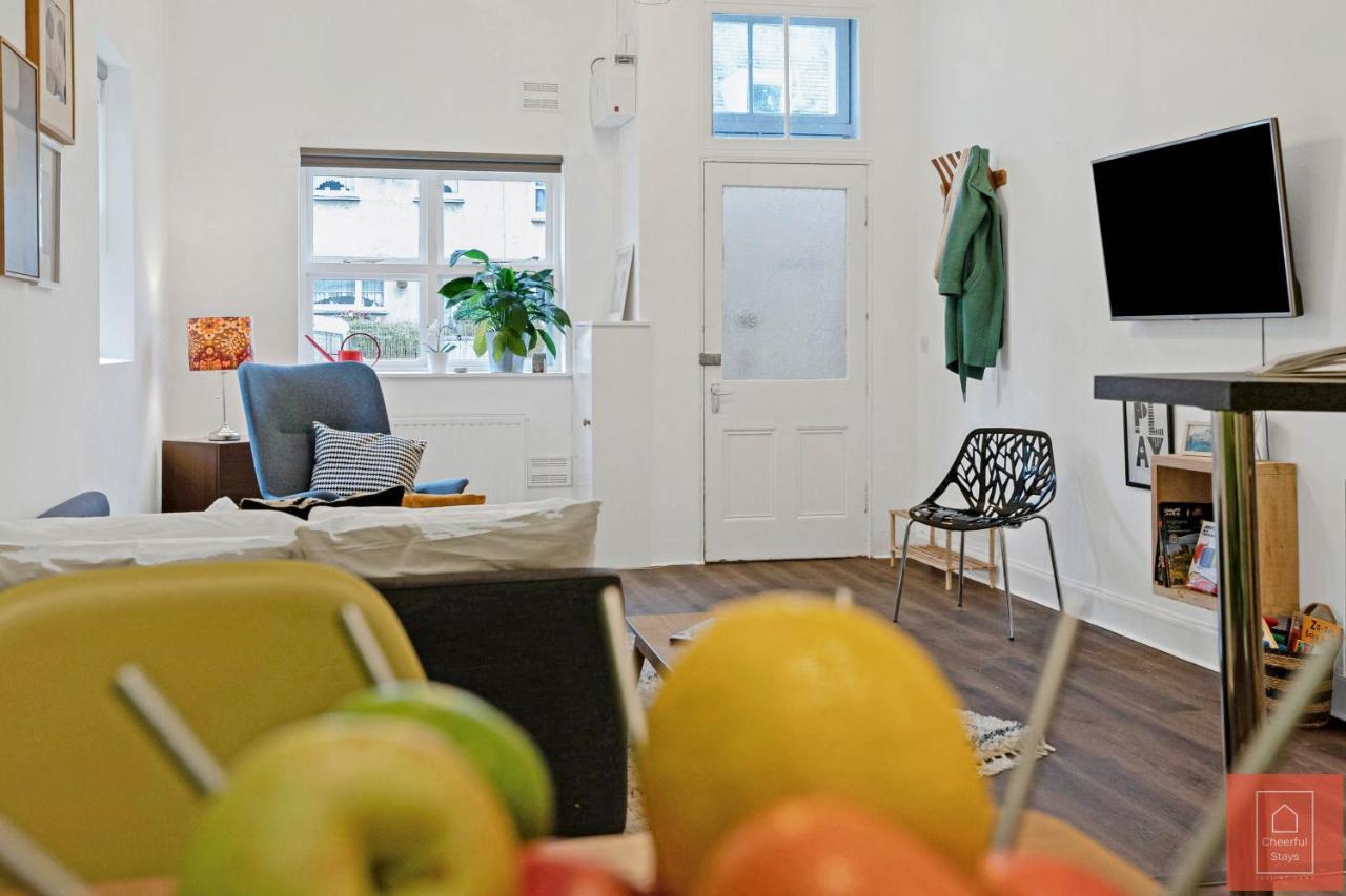 Cheerful Stays: Spacious Flat In Vibrant Leith Edinburgh Dış mekan fotoğraf