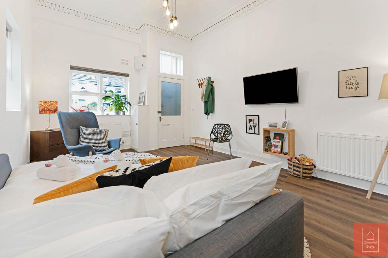 Cheerful Stays: Spacious Flat In Vibrant Leith Edinburgh Dış mekan fotoğraf