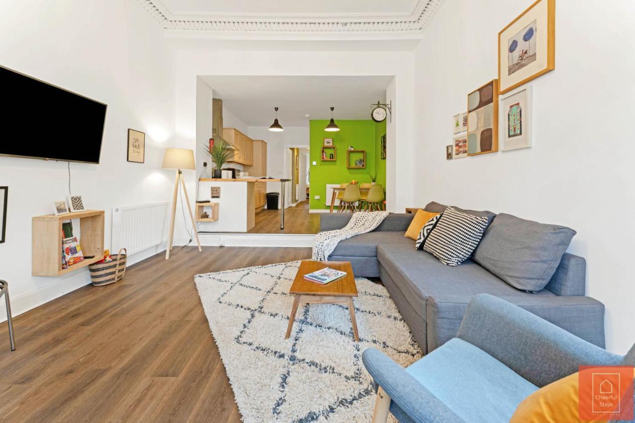 Cheerful Stays: Spacious Flat In Vibrant Leith Edinburgh Dış mekan fotoğraf
