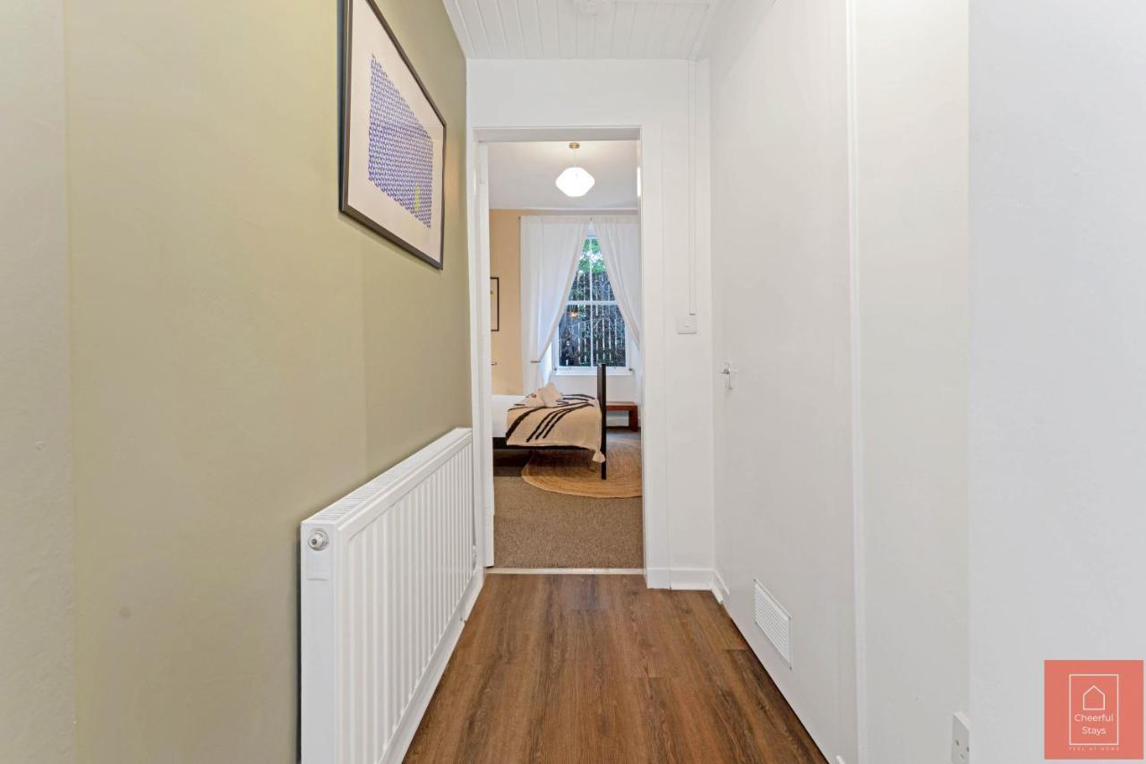 Cheerful Stays: Spacious Flat In Vibrant Leith Edinburgh Dış mekan fotoğraf